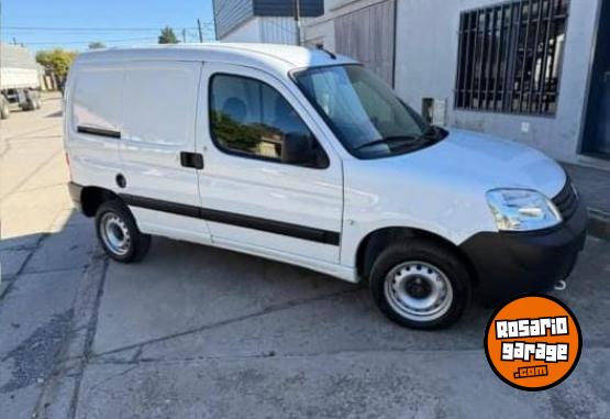 Utilitarios - Citroen Berlingo 2025 Diesel 400Km - En Venta