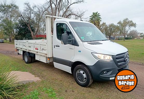 Camiones y Grúas - Mercedes-Benz Sprinter 515 CDI - Año 2022 - En Venta