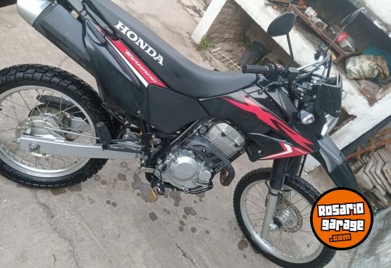 Motos - Honda XR TORNADO 2023 Nafta 19000Km - En Venta