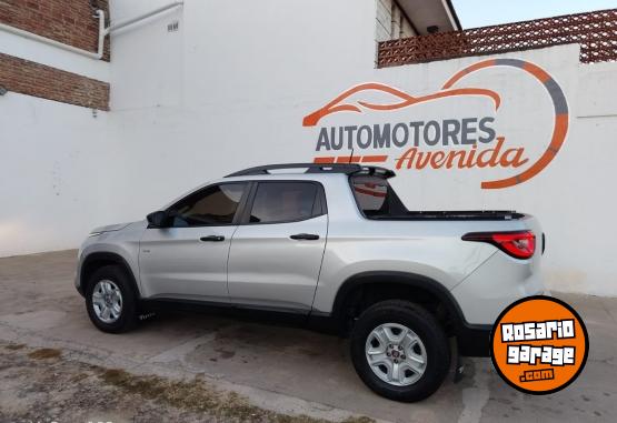 Camionetas - Fiat TORO FREEDON 4X2 2017 Diesel 130400Km - En Venta