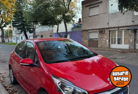 Autos - Peugeot 208 2017 Nafta 94000Km - En Venta