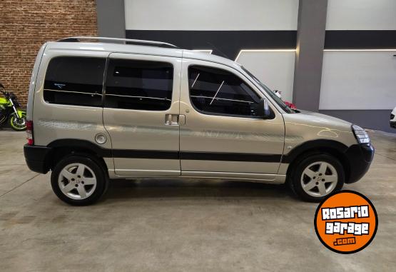Utilitarios - Peugeot PARTNER PATAGONICA 1.6N V 2013 Nafta 180000Km - En Venta