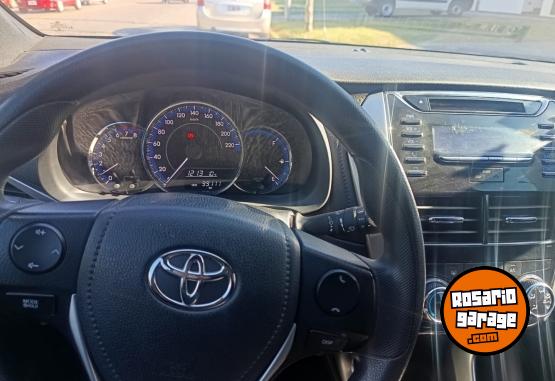 Autos - Toyota Yaris XS 2018 Nafta 99000Km - En Venta