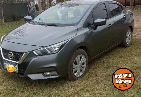 Autos - Nissan Versa 2021 Nafta 150000Km - En Venta
