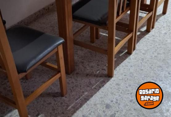 Hogar - Mesa madera color natural lustrada - En Venta