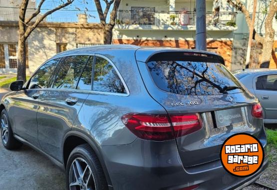 Autos - Mercedes Benz GLC 300 4matic Atomático 2017 Nafta 180000Km - En Venta