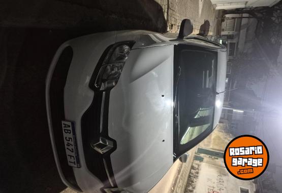 Autos - Renault Logan Expresion 2018 Nafta 99000Km - En Venta