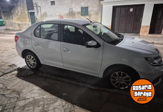 Autos - Renault Logan Expresion 2018 Nafta 99000Km - En Venta