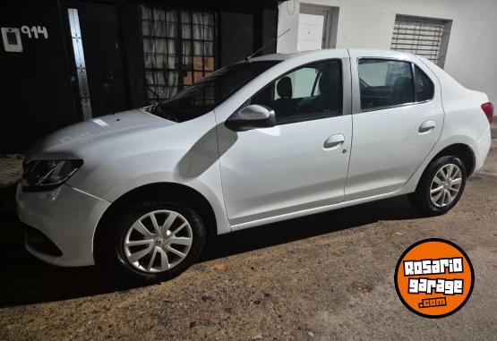 Autos - Renault Logan Expresion 2018 Nafta 99000Km - En Venta