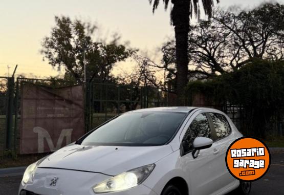 Autos - Peugeot 308 2013 GNC 130000Km - En Venta