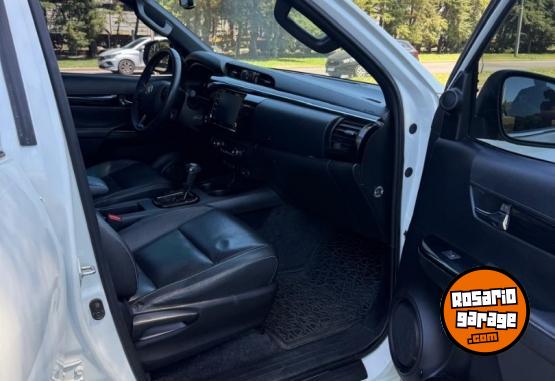 Camionetas - Toyota hilux 2020 Diesel 96000Km - En Venta