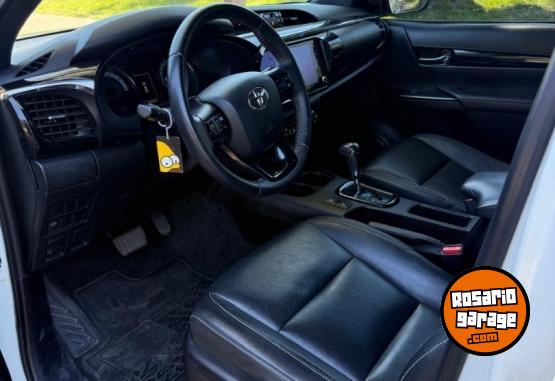 Camionetas - Toyota hilux 2020 Diesel 96000Km - En Venta