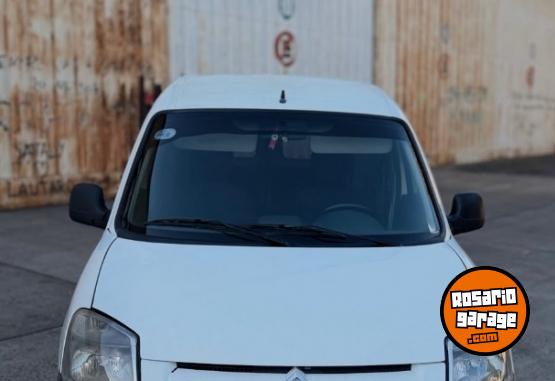 Utilitarios - Citroen Berlingo furgón 2012 Nafta 165000Km - En Venta