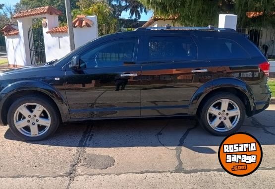 Camionetas - Dodge Journey RT 2011 Nafta 130000Km - En Venta