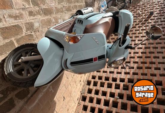 Motos - Kymco Like 125 2025 Nafta 2500Km - En Venta