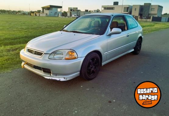 Autos - Honda civic 1998 Nafta 212000Km - En Venta
