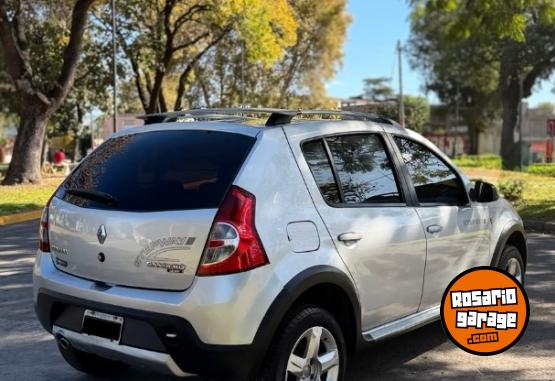 Autos - Renault Sandero 2010 Nafta 140000Km - En Venta