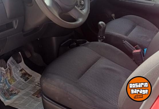 Autos - Nissan March Active Pure Drive 2016 Nafta 80000Km - En Venta