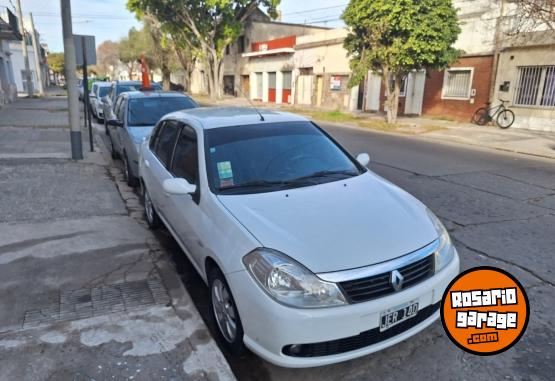 Autos - Renault Simbol full 1.6 nafta 2010 Nafta - En Venta