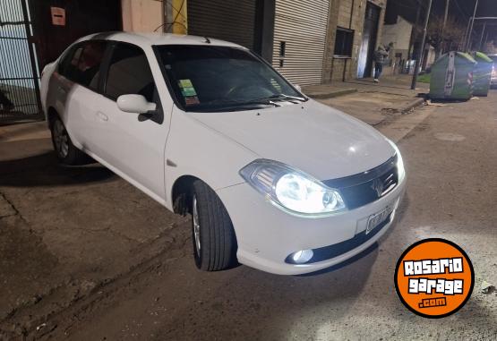Autos - Renault Simbol full 1.6 nafta 2010 Nafta 160000Km - En Venta