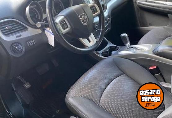 Camionetas - Dodge Journey SXT 2.4 2012 Nafta 214000Km - En Venta