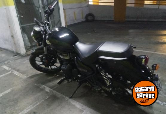 Motos - Royal Enfield Meteor 350 Fireball Black 2025 Nafta 4400Km - En Venta