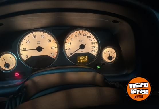 Autos - Chevrolet GLS 2.0 2011 Nafta 79700Km - En Venta