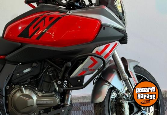 Motos - Qj Motor SRT 550 SX 2026 Nafta 1100Km - En Venta