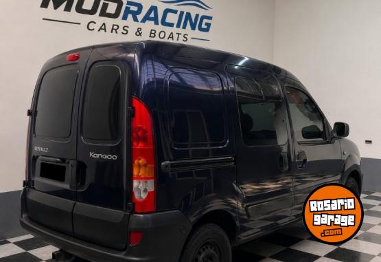 Utilitarios - Renault Kangoo 2014 GNC 197000Km - En Venta
