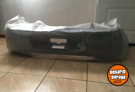 Accesorios para Autos - vendo paragolpe trasero Etios Sedan 4 puertas 2018 - En Venta