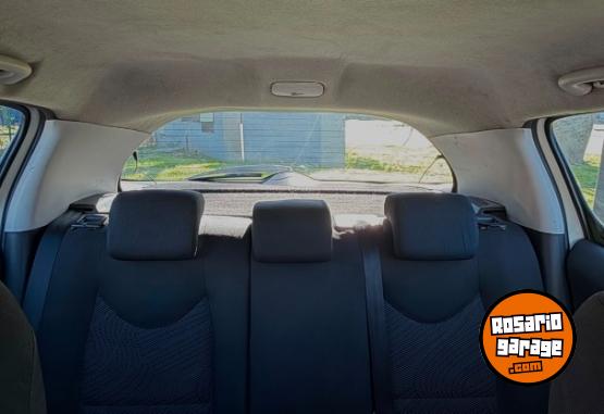 Autos - Peugeot 308 2013 GNC 128000Km - En Venta