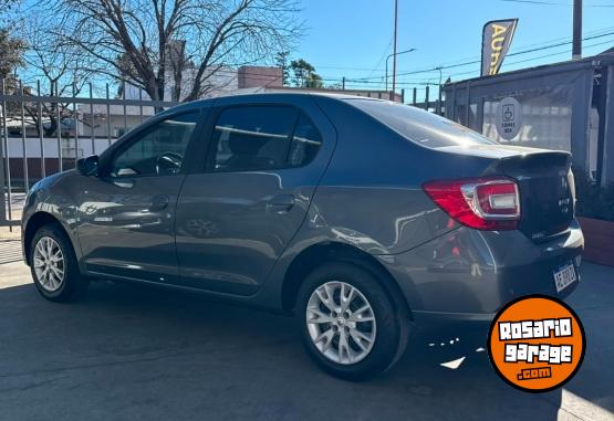 Autos - Renault Logan 2021 Nafta 89000Km - En Venta