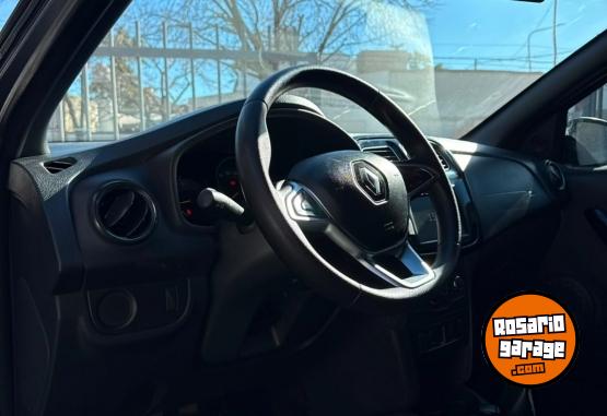 Autos - Renault Logan 2021 Nafta 89000Km - En Venta