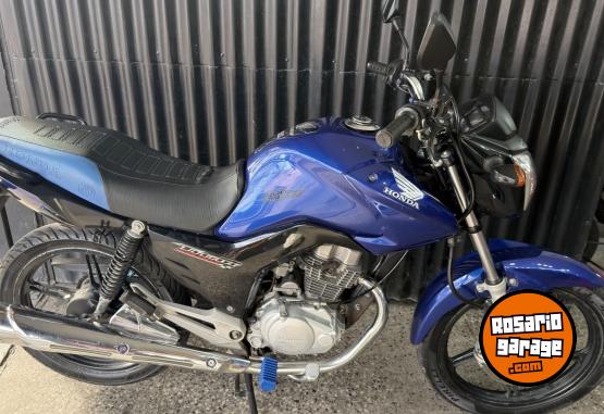 Motos - Honda Titán new 150 2016 Nafta 28000Km - En Venta