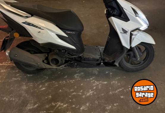 Motos - Honda New Elite 2018 Nafta 24900Km - En Venta