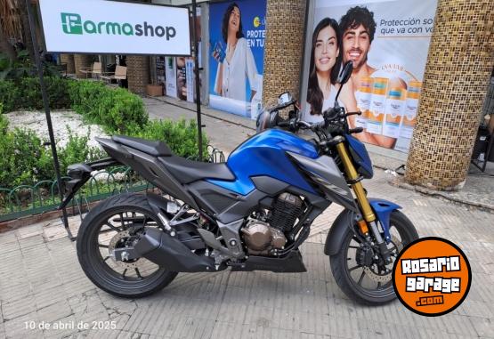Motos - Honda CB 300 F 2024 Nafta 900Km - En Venta