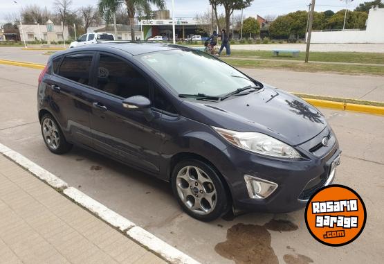 Autos - Ford Fiesta Kinetic 2012 Nafta 167000Km - En Venta