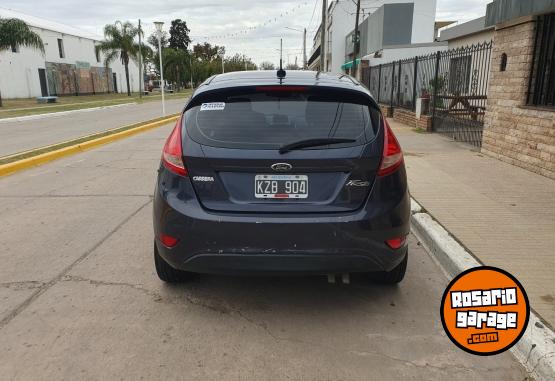 Autos - Ford Fiesta Kinetic 2012 Nafta 167000Km - En Venta