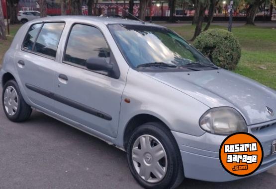 Autos - Renault Clio titular excelente 2001 Nafta 160000Km - En Venta
