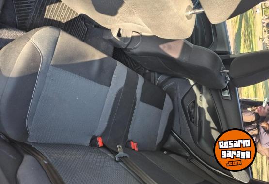 Autos - Ford Fiesta SE 2018 Nafta 40000Km - En Venta