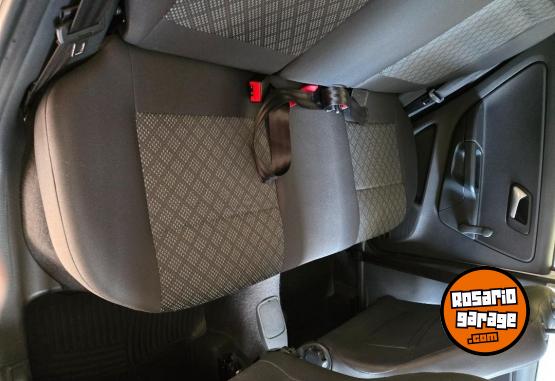 Autos - Volkswagen Fox 2015 Nafta 25000Km - En Venta