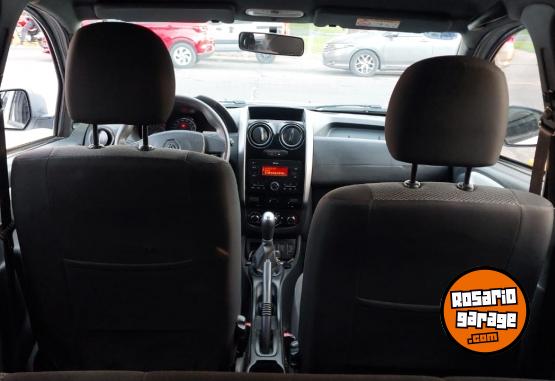 Autos - Renault Daster 2018 GNC 114000Km - En Venta