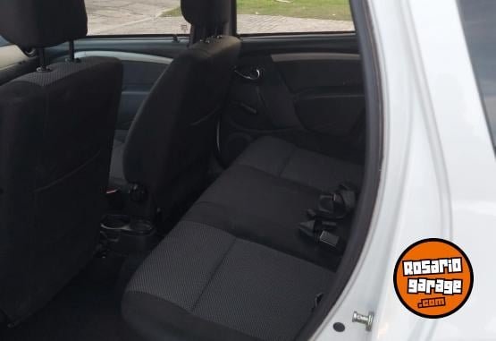 Autos - Renault Daster 2018 GNC 114000Km - En Venta