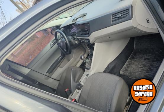 Autos - Volkswagen Virtus trendline 2018 Nafta 168000Km - En Venta
