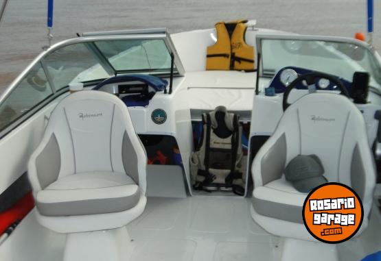 Embarcaciones - VENDO Lancha Robinson Mantra 5.30 Evinrude 60hp E-tec 2021 INMACULADA LISTA PARA DISFRUTAR!!! - En Venta