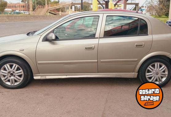 Autos - Chevrolet Astra GLS 2008 Nafta 150000Km - En Venta