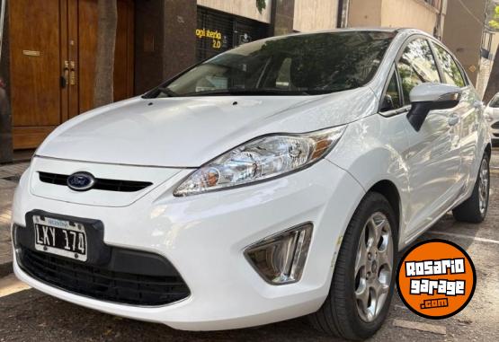 Autos - Ford Fiesta Kinetic 2012 Nafta 114200Km - En Venta