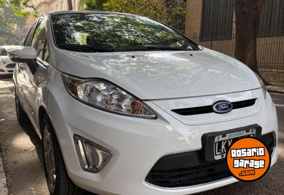 Autos - Ford Fiesta Kinetic 2012 Nafta 114200Km - En Venta