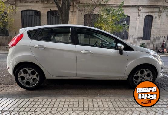 Autos - Ford Fiesta Kinetic 2012 Nafta 114200Km - En Venta
