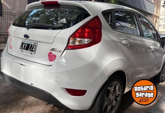 Autos - Ford Fiesta Kinetic 2012 Nafta 114200Km - En Venta